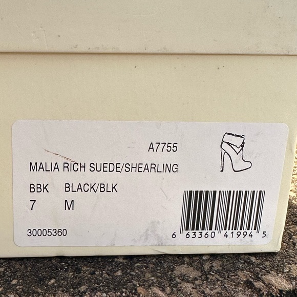 New in box Coach Malia Suede Shearling High Heeled Booties - Picture 2 of 7